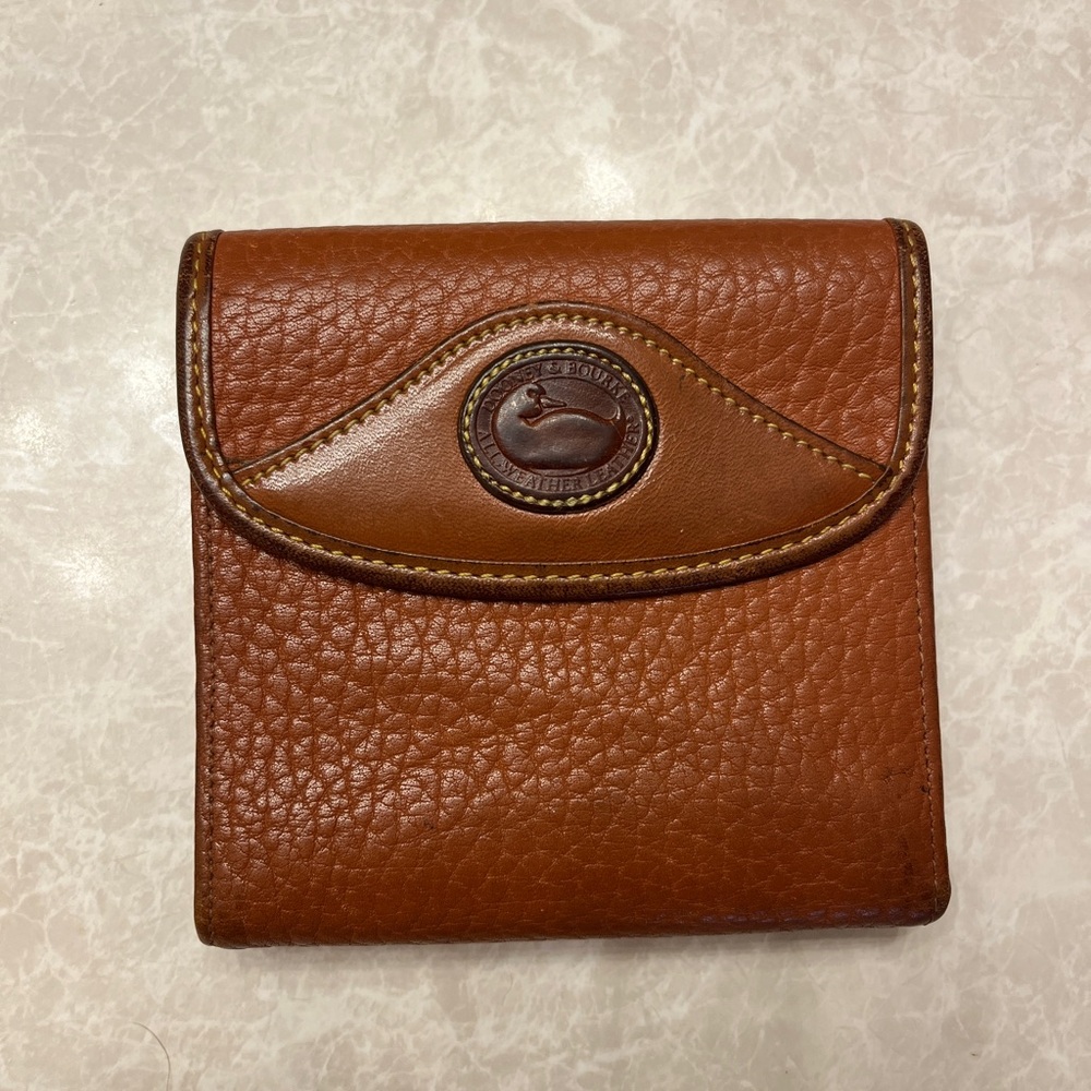 Vintage 80s Dooney & Bourke pebbled leather wallet with coin pouch